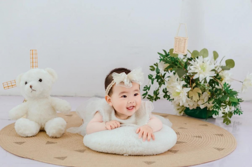 借卵生子咨询四个月的孕妇肚子疼
